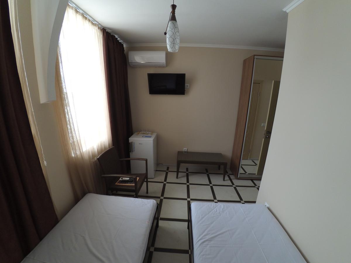 Asteria Hotel Odesa Exterior photo
